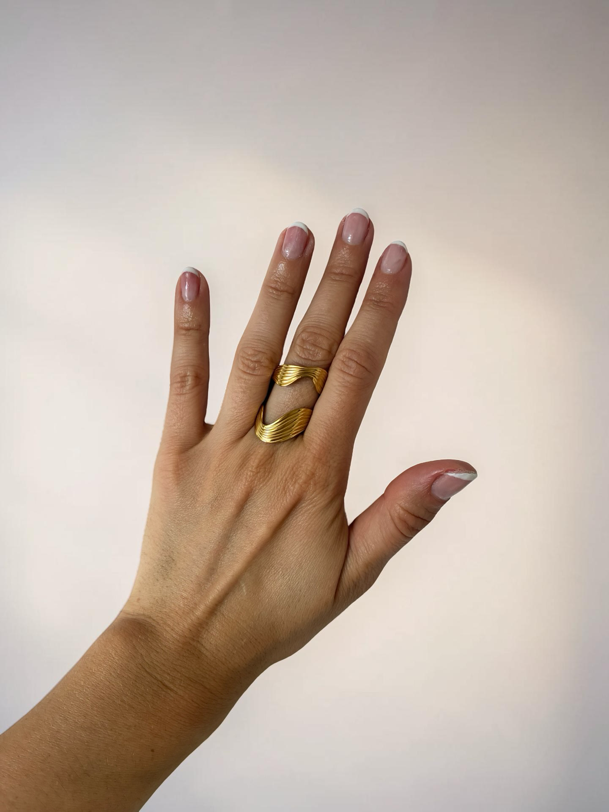 LÉONIE Ring | Moderner Verstellbarer Ring | 18 k