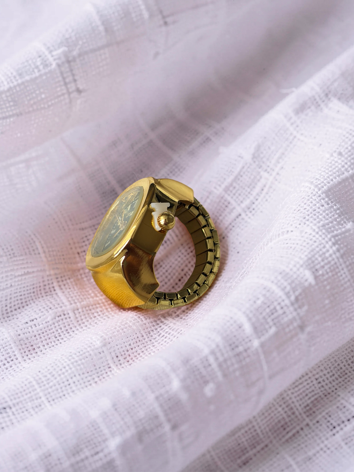 CÉLORA Ring-Uhr | Stilvoll Ring