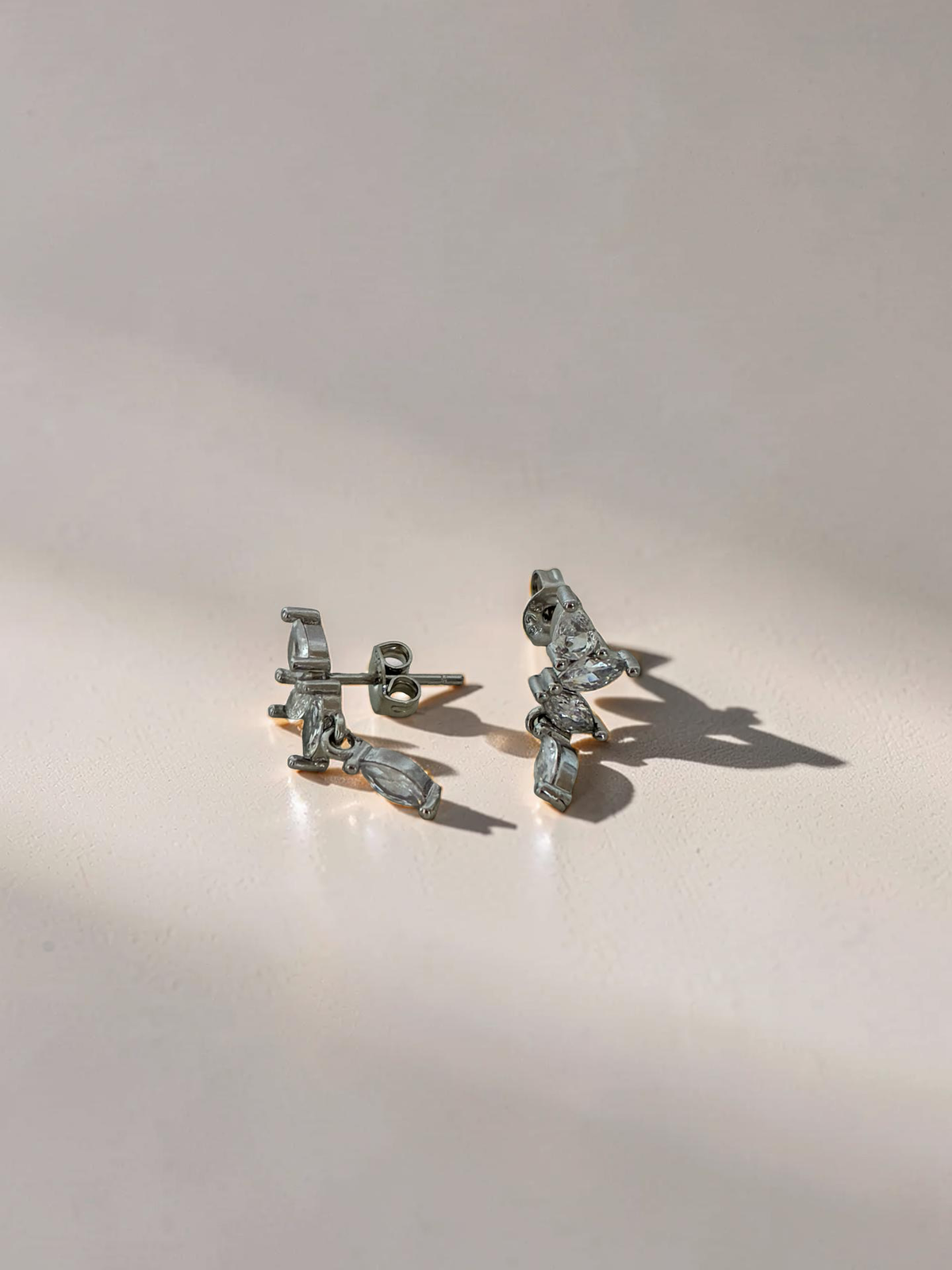 ILOI Ohrstecker | Moderne Ohrringe