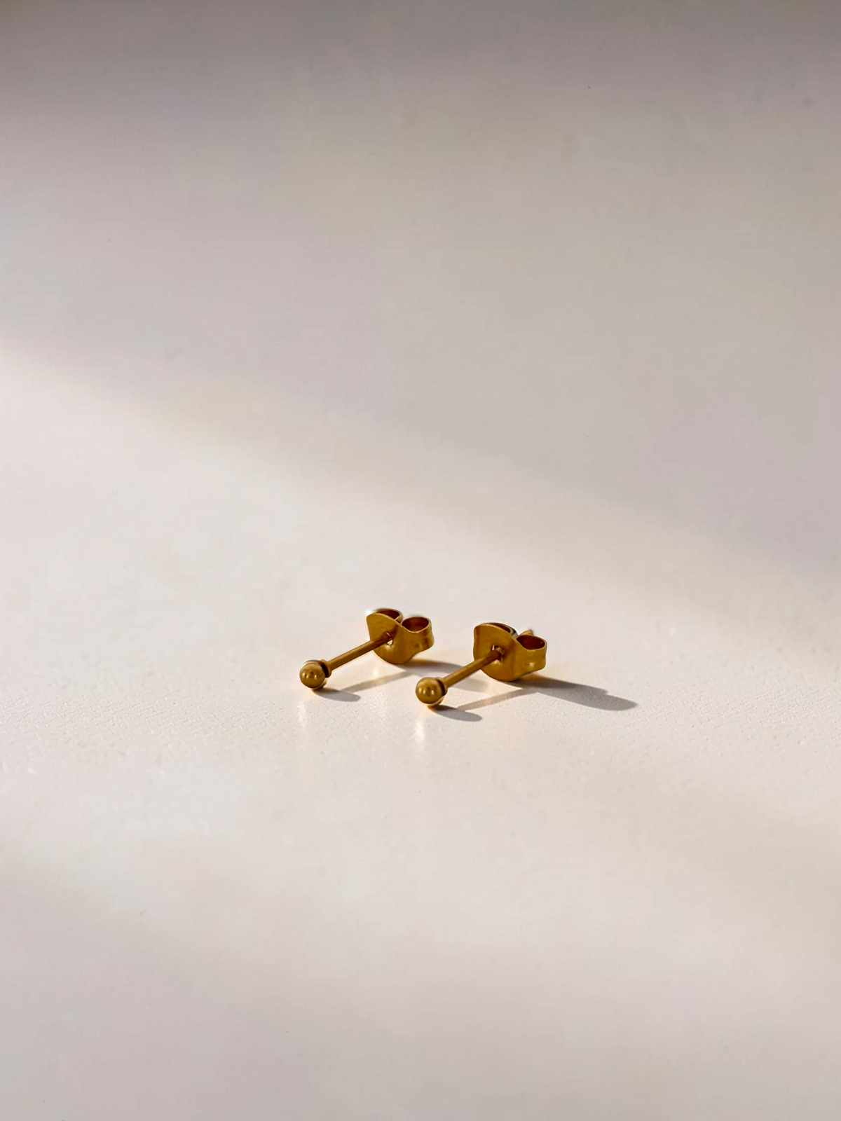 ÉVANORA Ohrstecker | Moderne Ohrringe