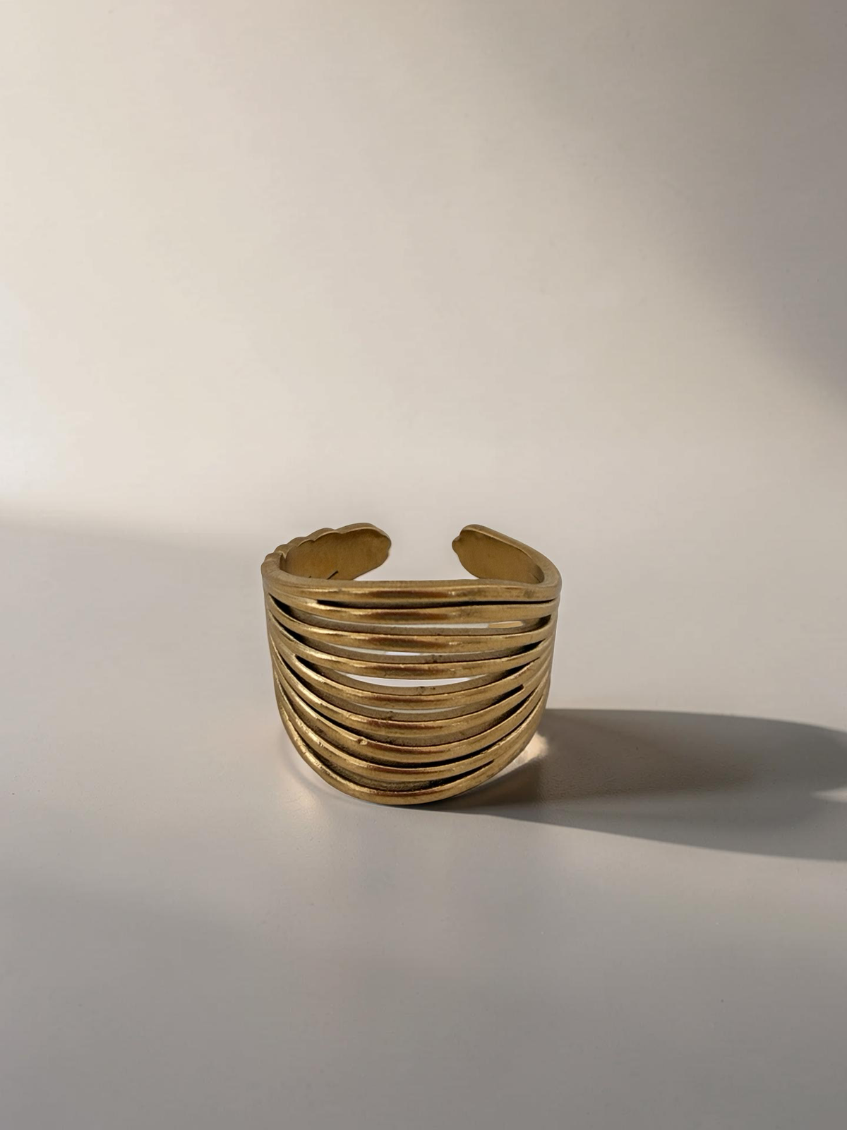 LIVIA Ring | Statement Ring Gold| 18K