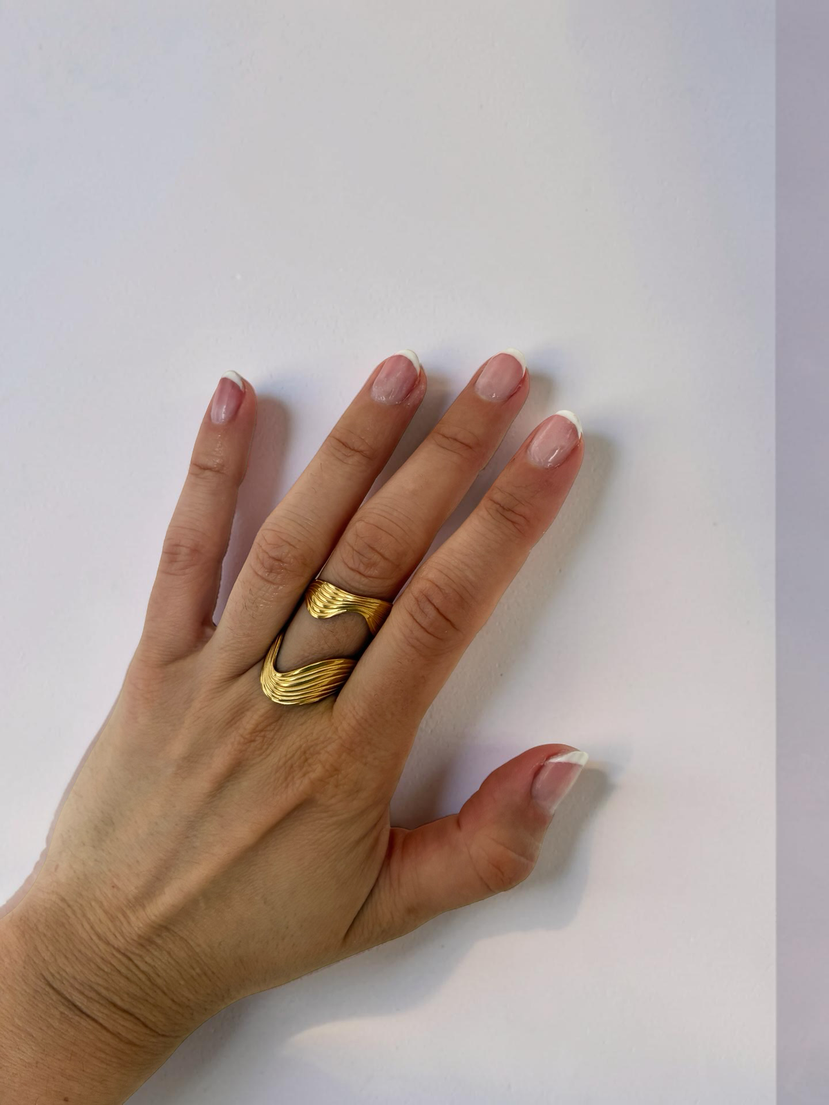 LÉONIE Ring | Moderner Verstellbarer Ring | 18 k