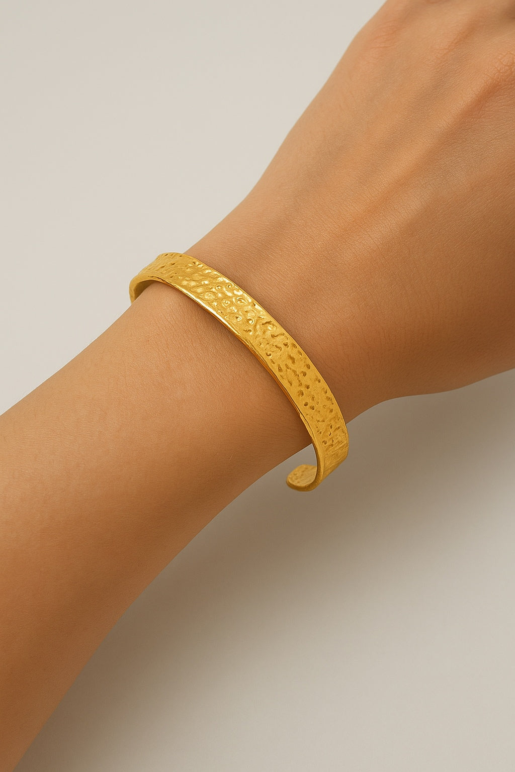 VARELLA Armband | Modernes Armband