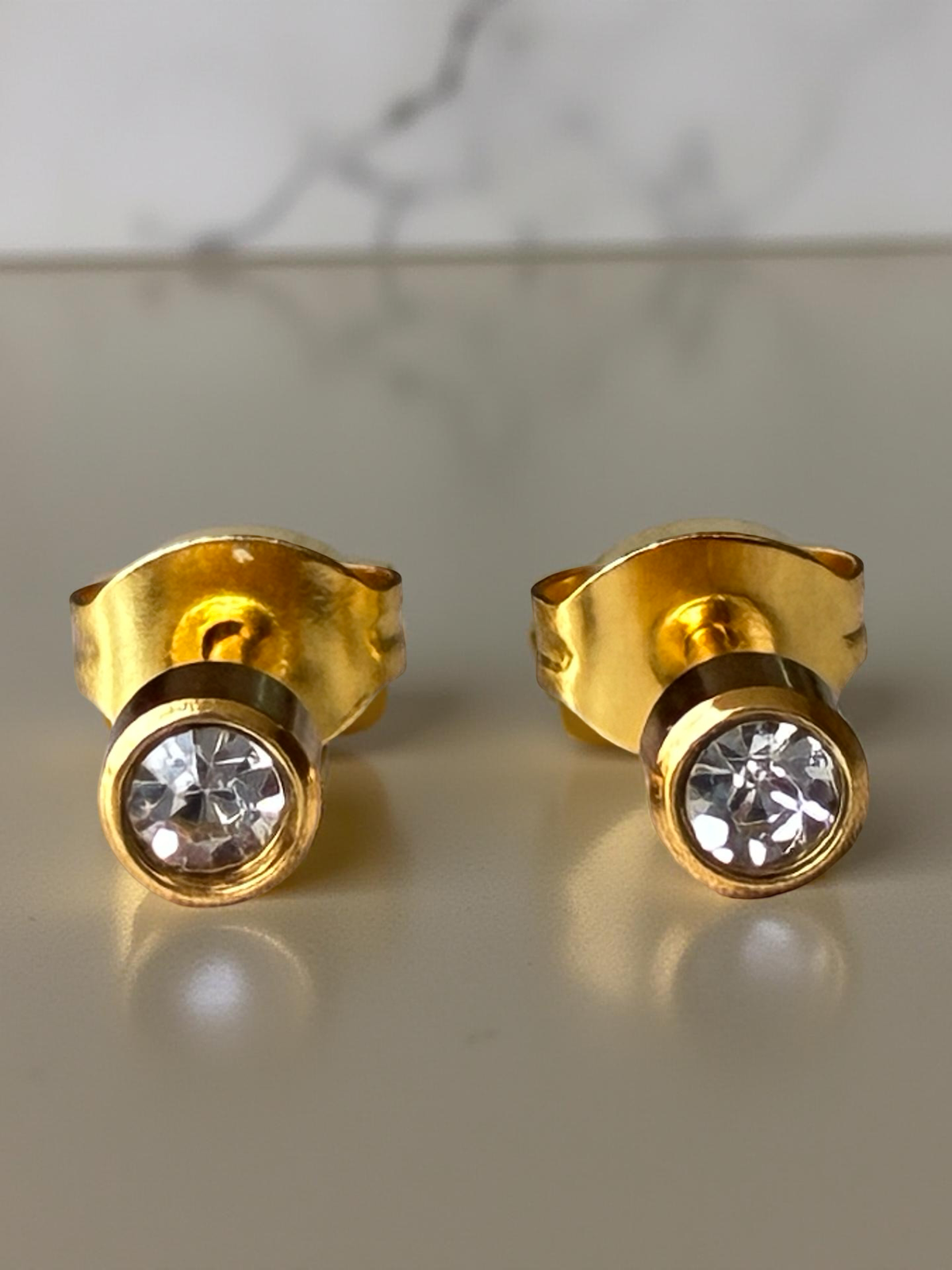 LAVIVA Ohrstecker | Klassische Zirkonia-Ohrstecker